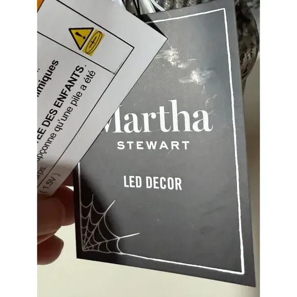 Martha Stewart Halloween Skull Candle Holder LED Decor Gothic Spooky Light Up - Picture 5 of 6